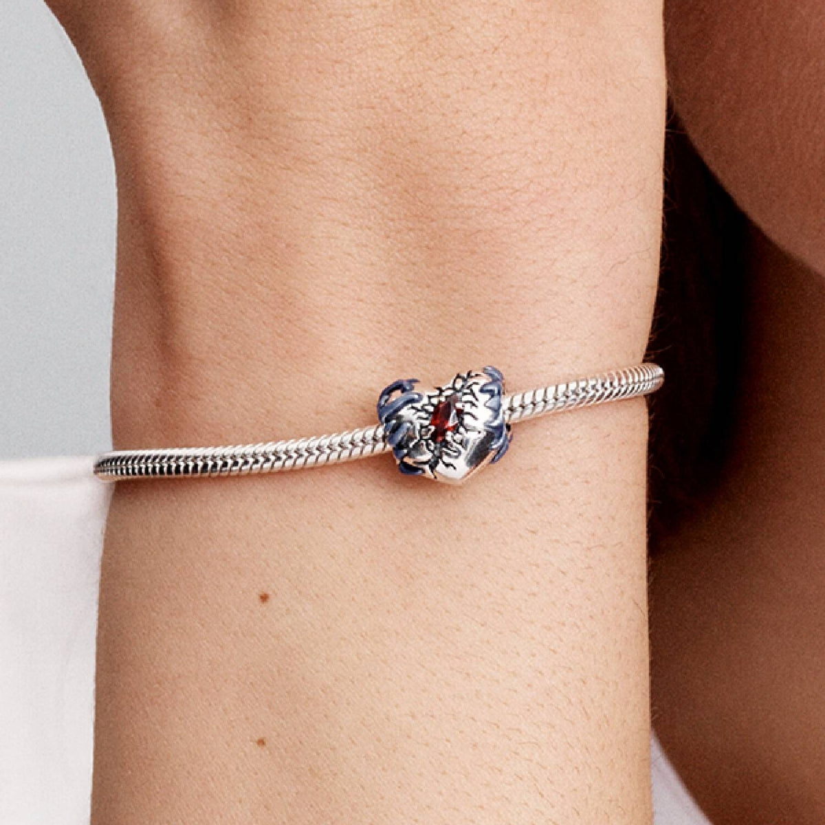 Hole Heart Charm (glow-in-the-dark)