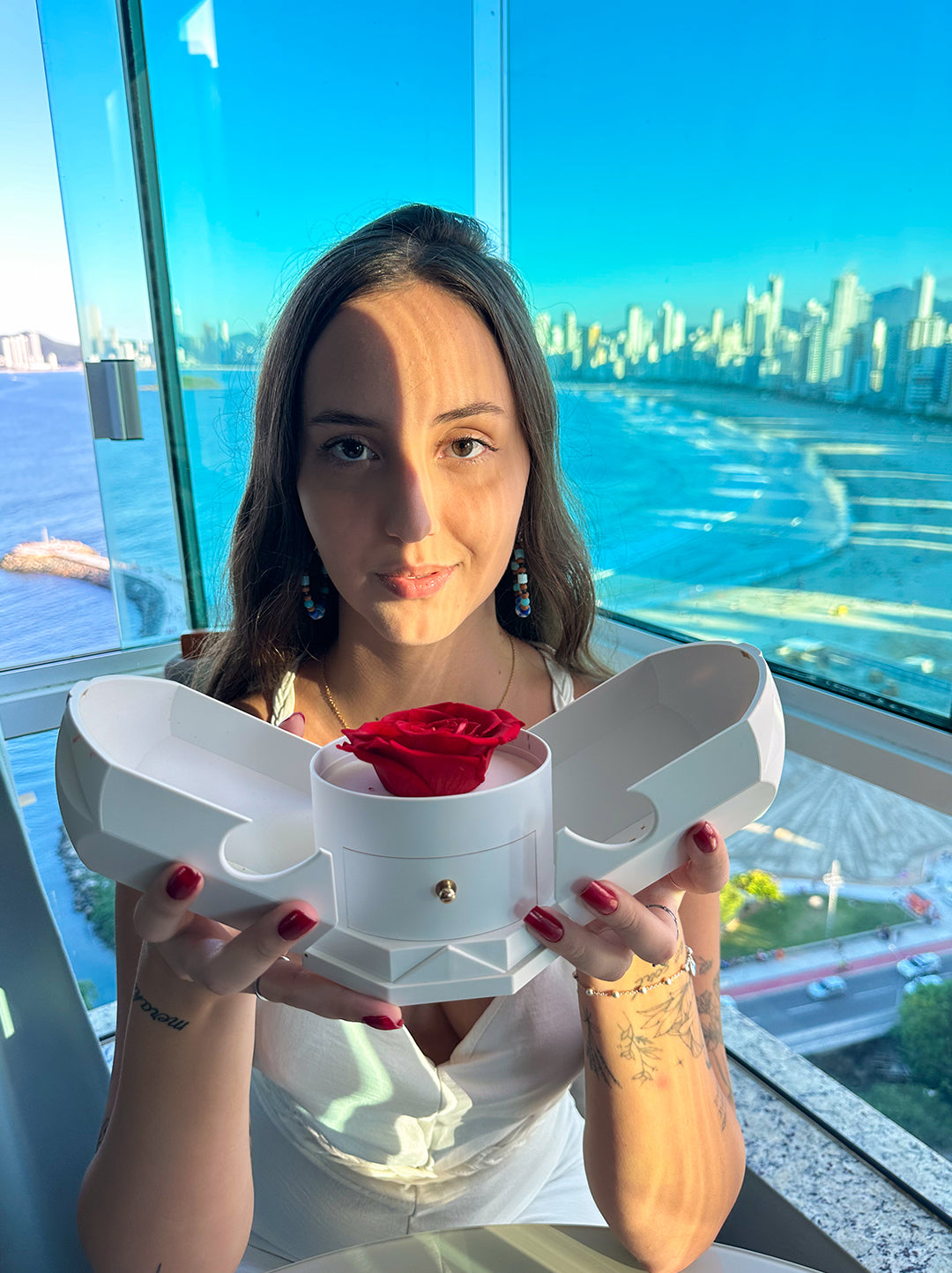 Caixa com Rosa Eterna & Colar Coração Personalizado